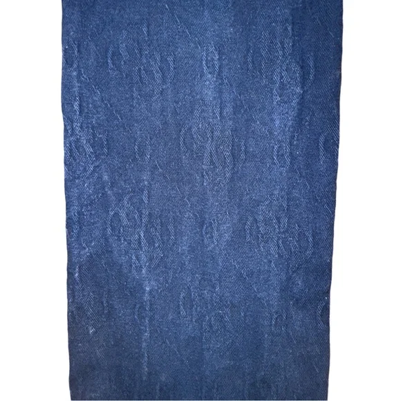 GUESS Premium Logo-Embossed Jeans - Picture 5 of 7